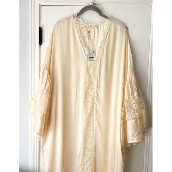 NWT Free People x Jen's Pirate Booty Angel Fire Kaftan in French Vanilla Large - Picture 5 of 9